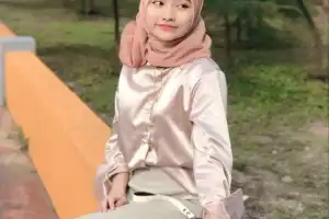 10 Rekomendasi Warna Jilbab yang Cocok untuk Baju Warna Coklat Milo