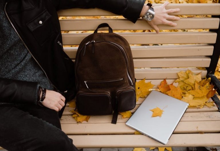 Apa Itu Mini Backpack dan Alasan Memilikinya